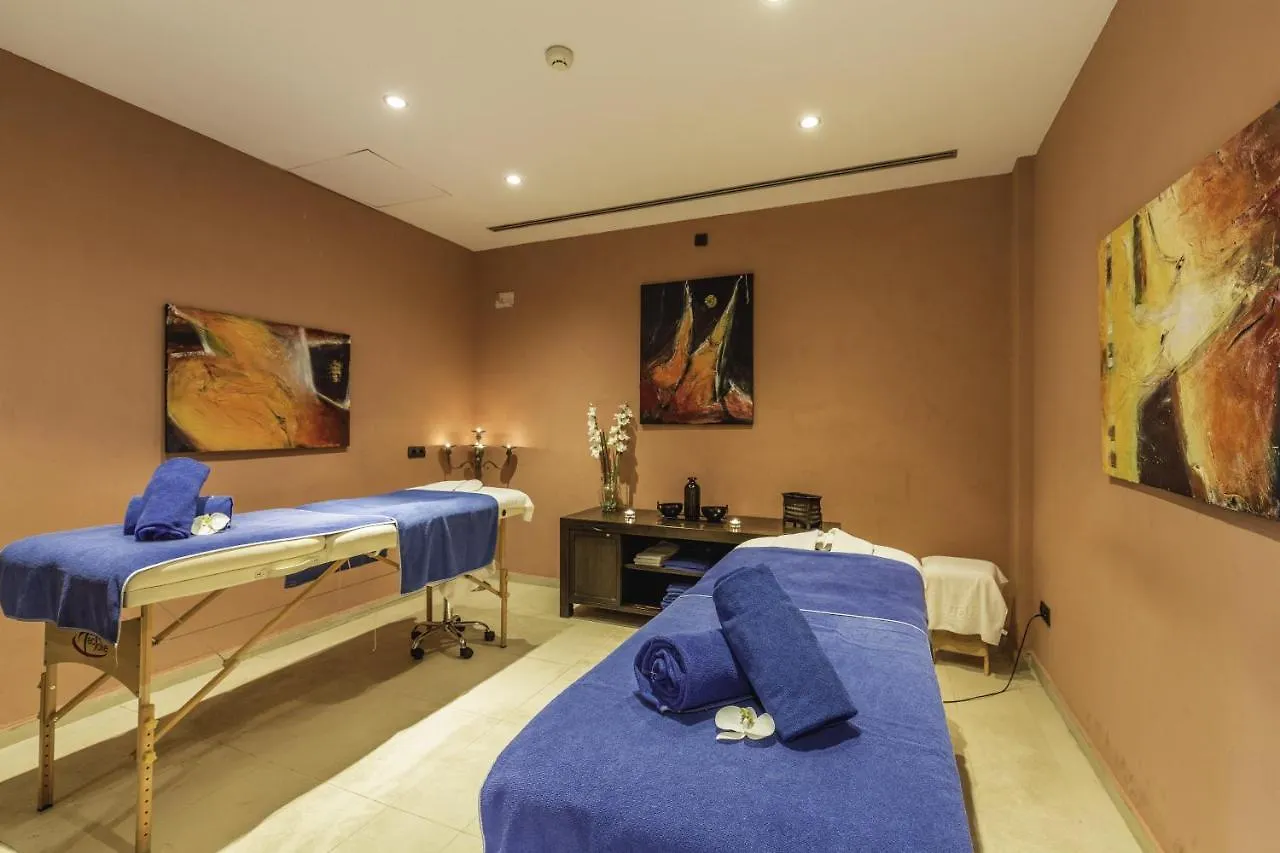 Blau Punta Reina Junior Suites Porto Cristo 4*,