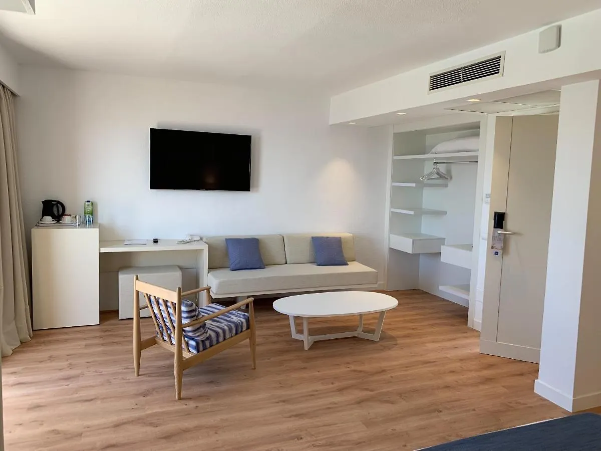 Blau Punta Reina Junior Suites Porto Cristo Ξενοδοχείο