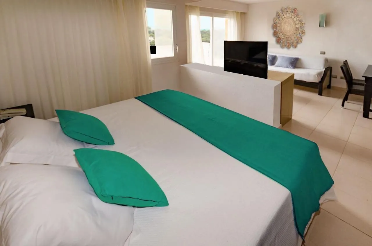 Blau Punta Reina Junior Suites Porto Cristo 4*,